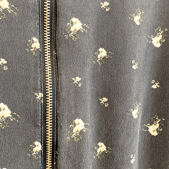 Club Monaco Navy Blue Floral Romper - Picture 3 of 3